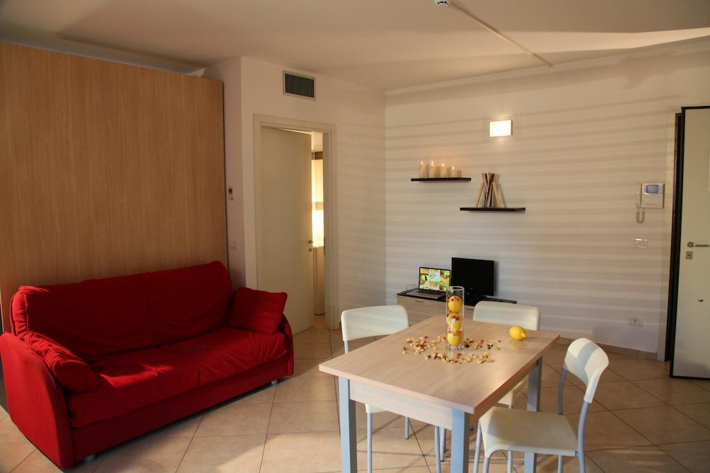 Residence Ilario Suite Hotel Riccione Quarto foto